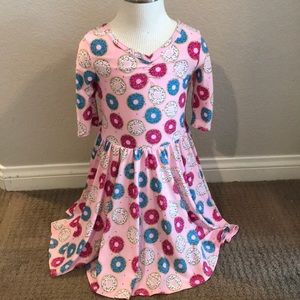 Dot dot smile donut dress